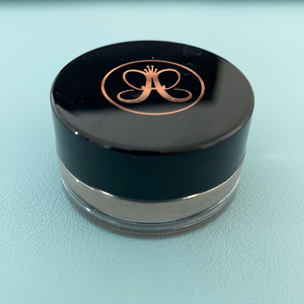 Anastasia Dipbrow Pomade
